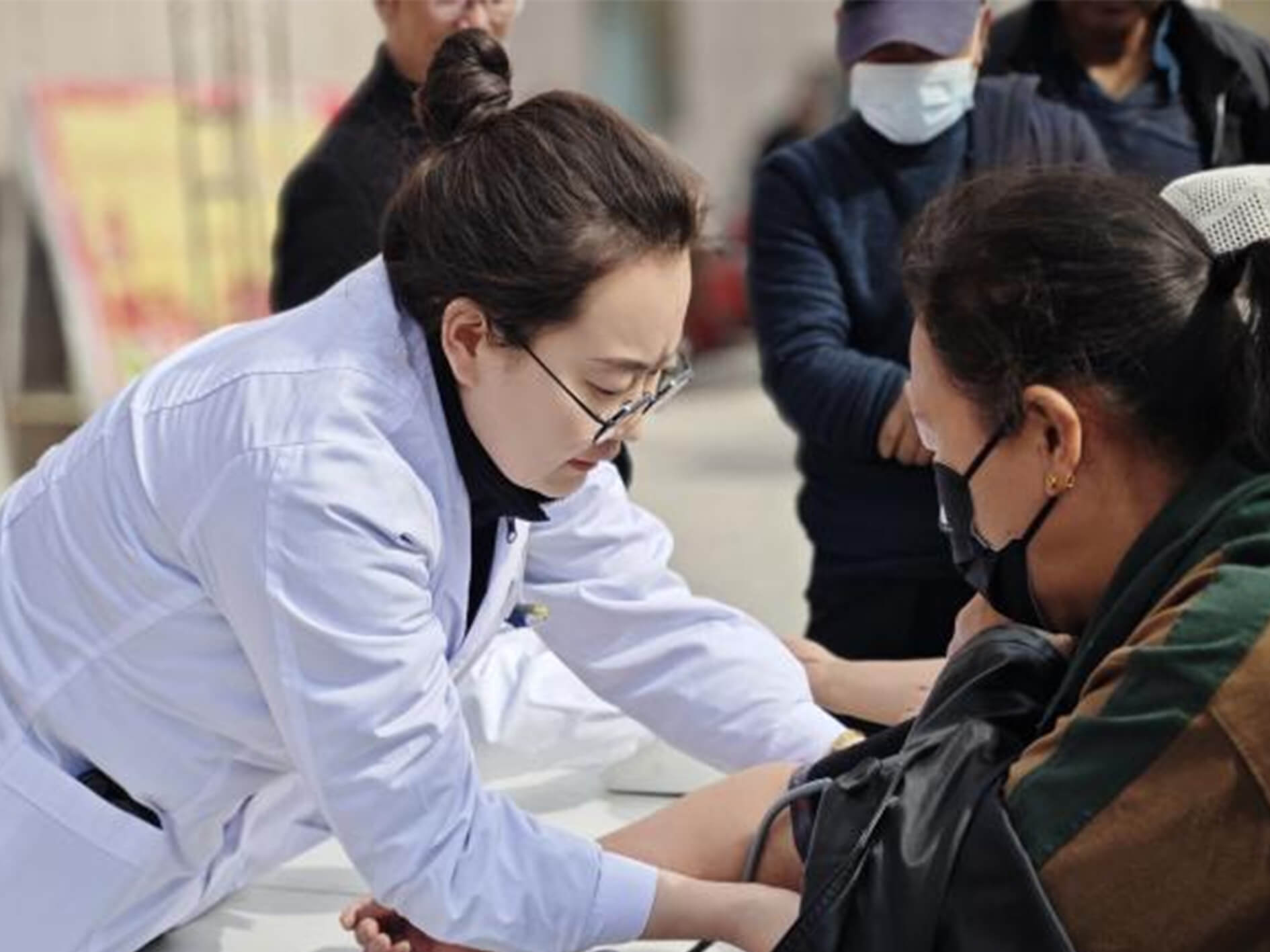 心系公益 生生不息 | 以愛(ài)為名，他們是健康路上最溫暖的“追鋒者”